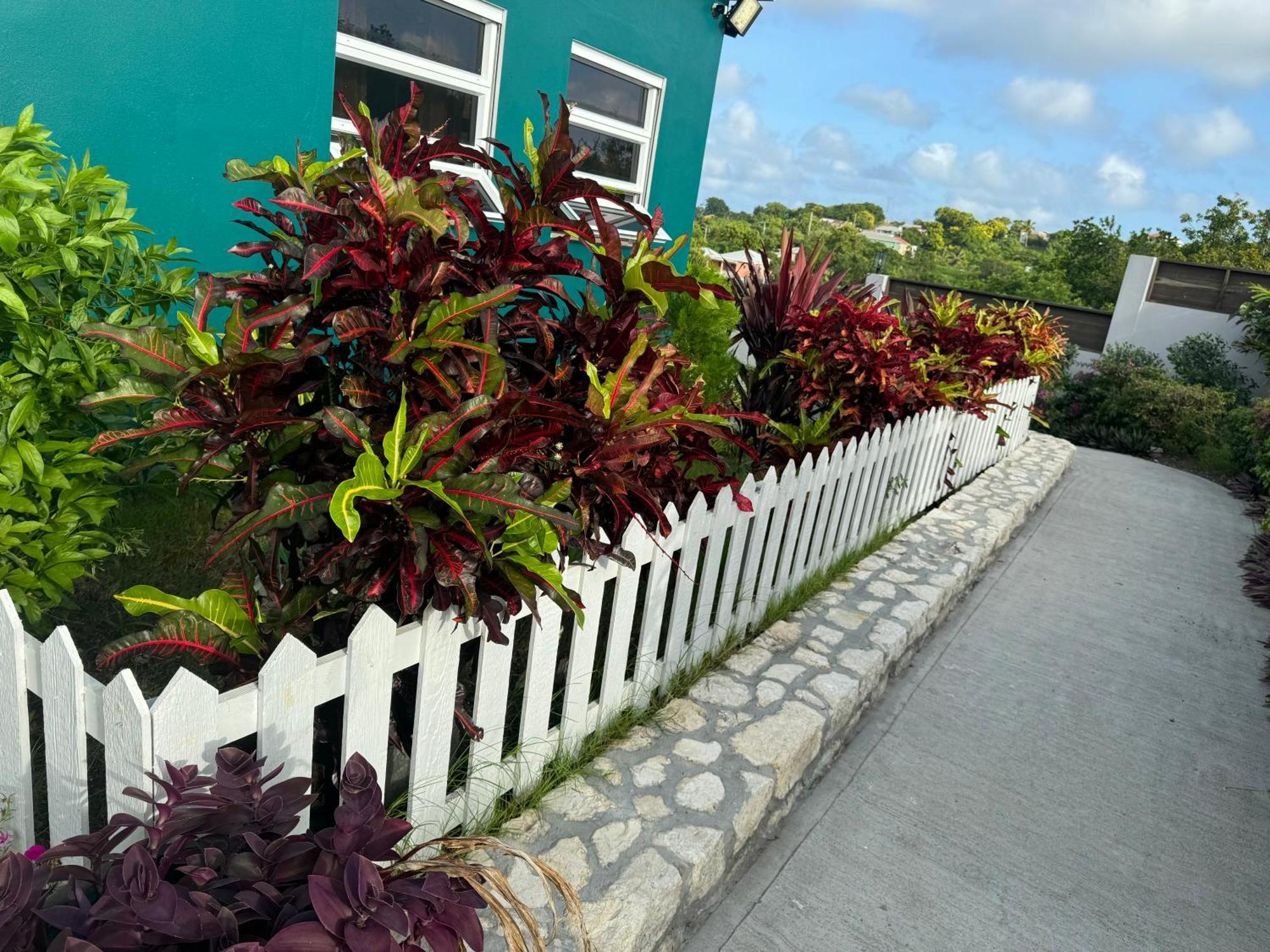 De' Seaside Escape Hotell Willikies Exteriör bild